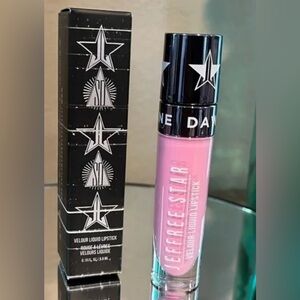 NEW Jeffree Star Velour Liquid Lipstick - Soft Pink